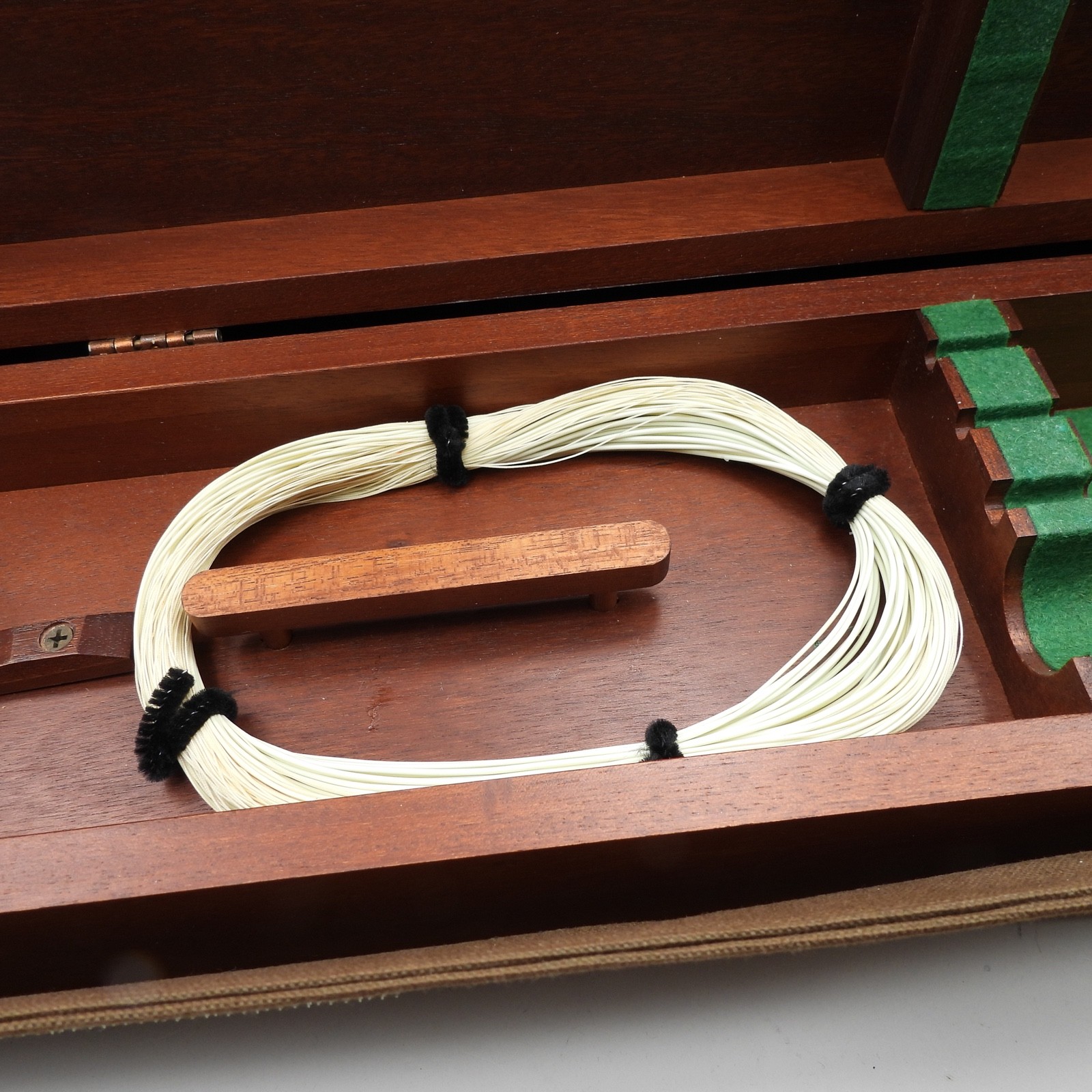 Orvis “Classic” Limited-Edition Bamboo Fly Rod & CFO Reel. #26/200. 8’. 6wt.