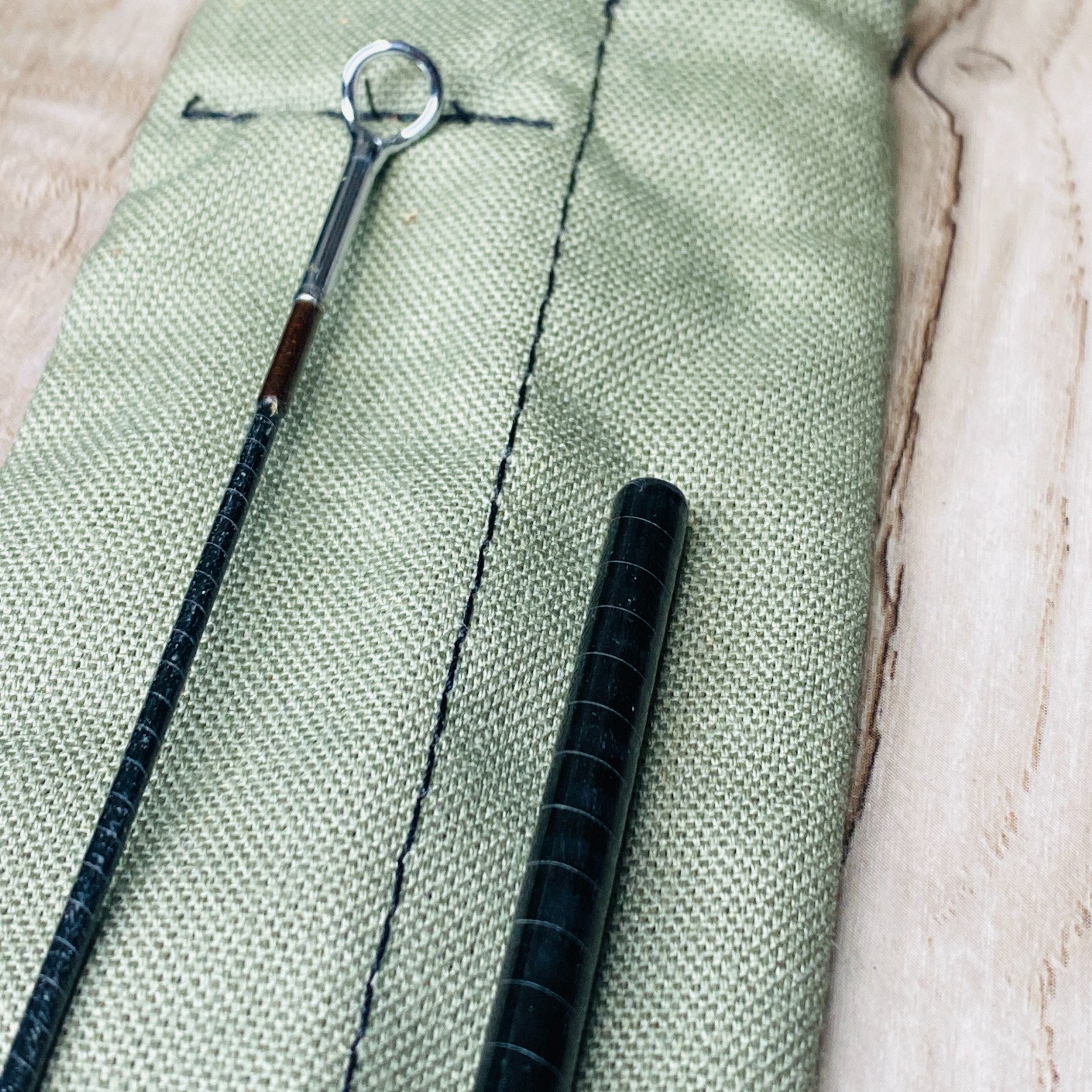 Orvis Superfine Seven Eleven 7’11” 4wt Fly rod w/Tube Socks 1296
