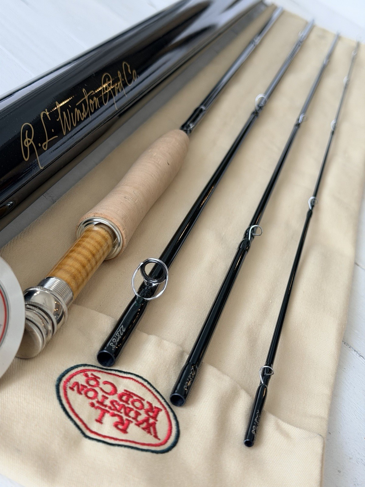 **BEAUTIFUL** 🔥 R L WINSTON PURE 3wt. 10’ft~4pc FlyRod!! 🔥~RARE~ 🔥