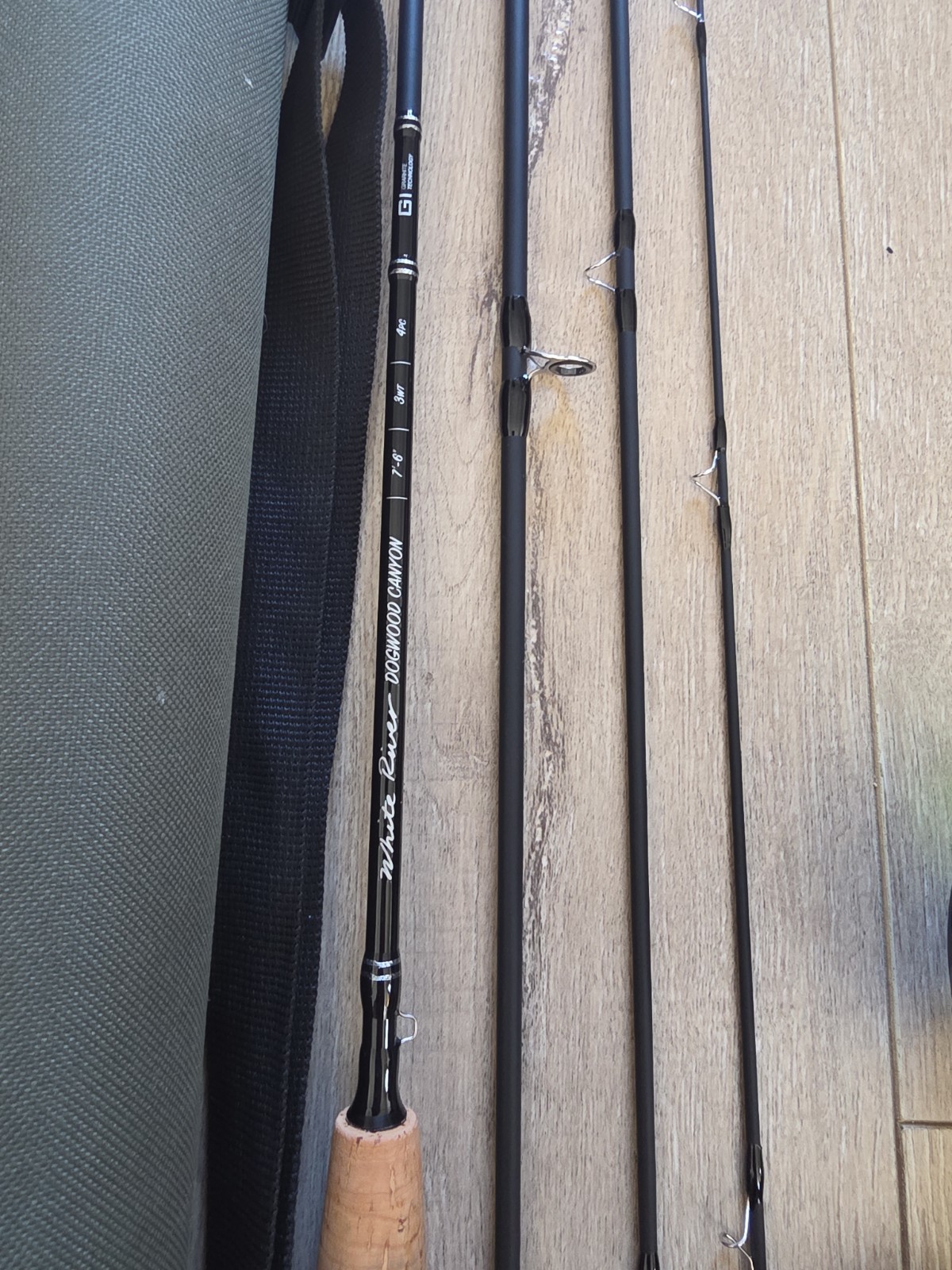 White River Dogwood Canyon 7’6” Fly Rod 3wt 4 PC Fishing Rod W/ Reel And Cases