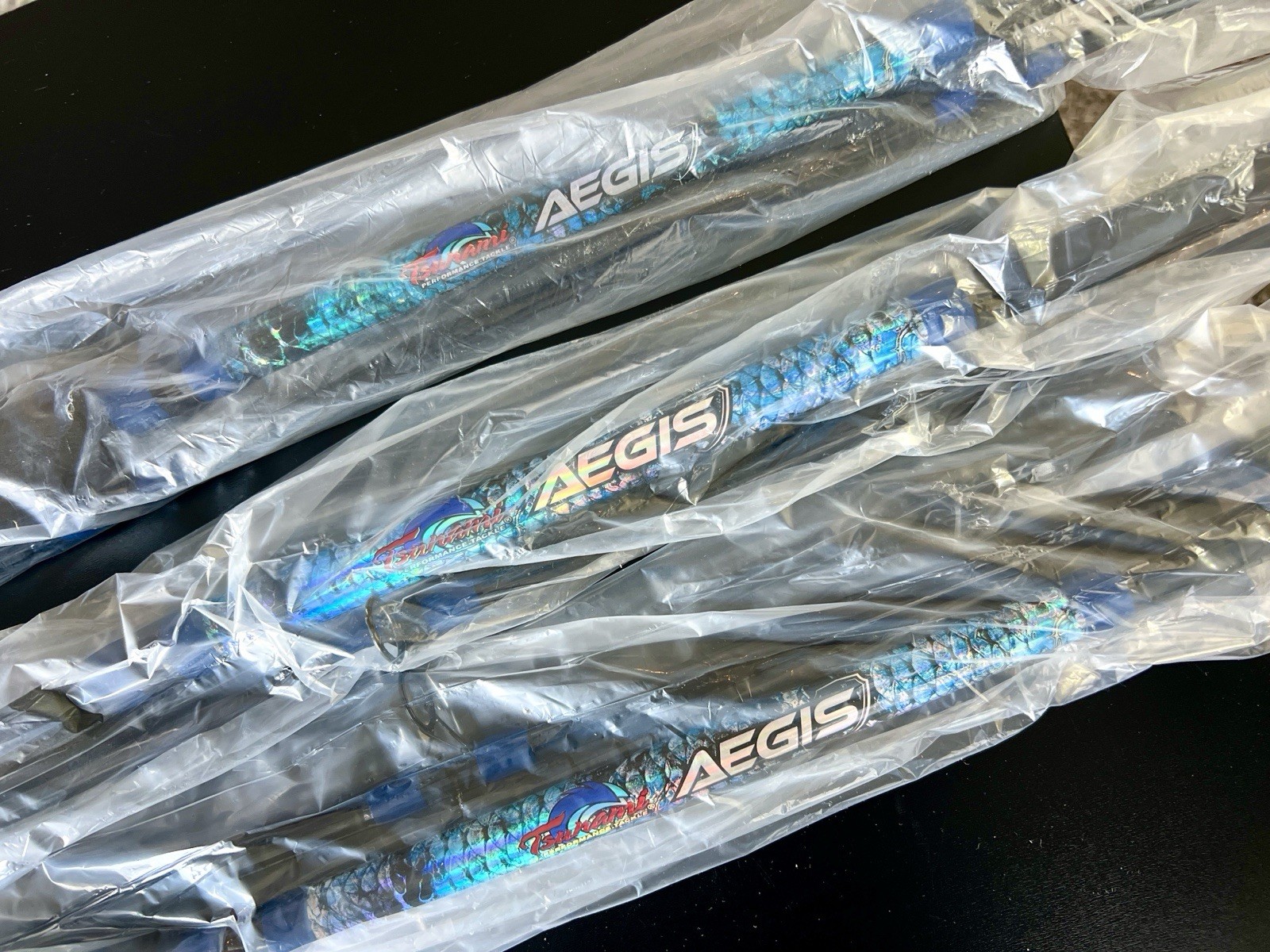 TSUNAMI Aegis Surfing Spinning Fishing Rods – 2-pc MH Tuna Sturgeon Crab Lingcod