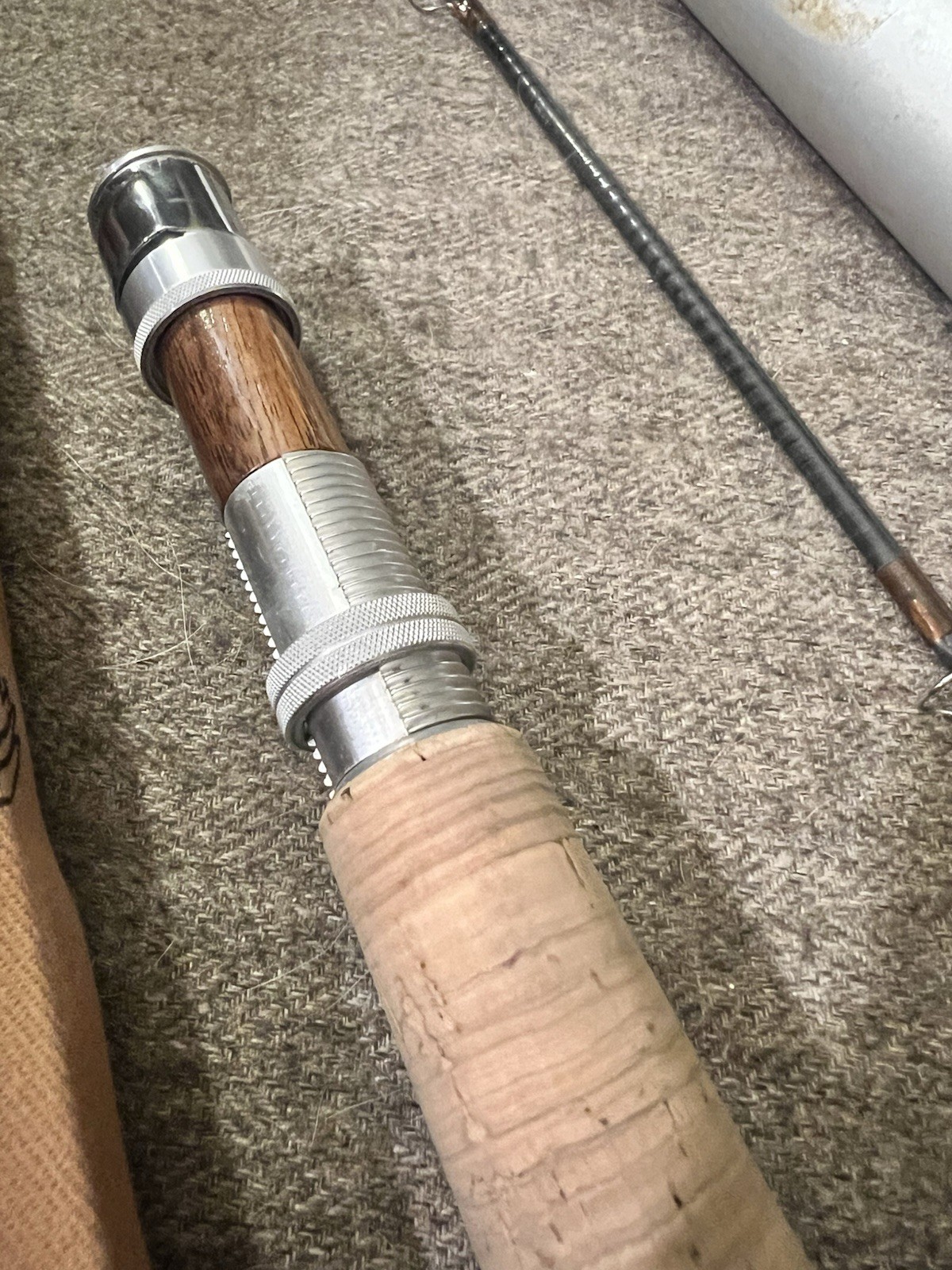 Orvis graphite fly rod 9.5’ 3 5/8 Oz #8 Line