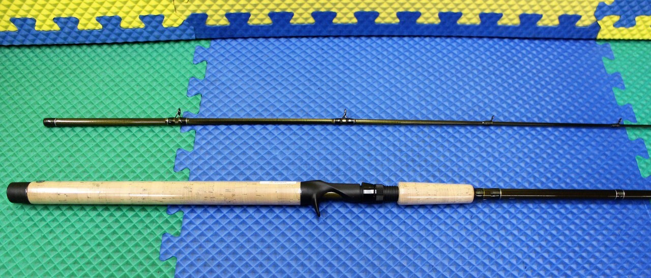 Okuma Celilo Graphite Casting Rod 8′ 6″ 2 Piece Heavy CE-C-862Ha