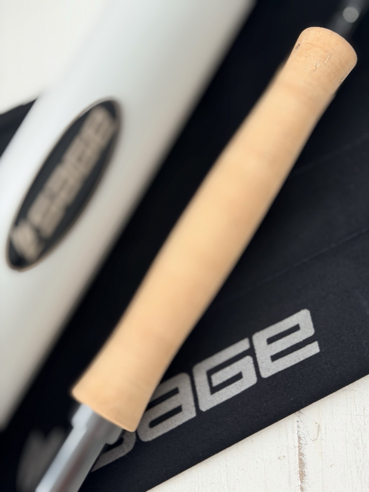 **BEAUTIFUL** 🔥 SAGE R8 Core 8wt. 9’ft~4Pc FlyRod!! 🔥~LEGENDARY~🔥