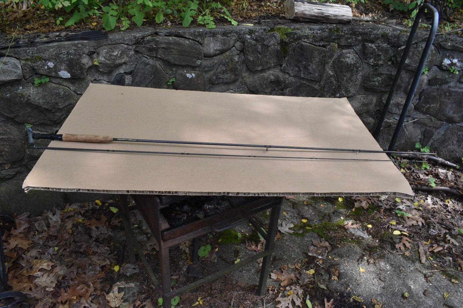 Thomas & Thomas ES 905 Fly Rod – 9’0″, 5wt, – excellent condition.