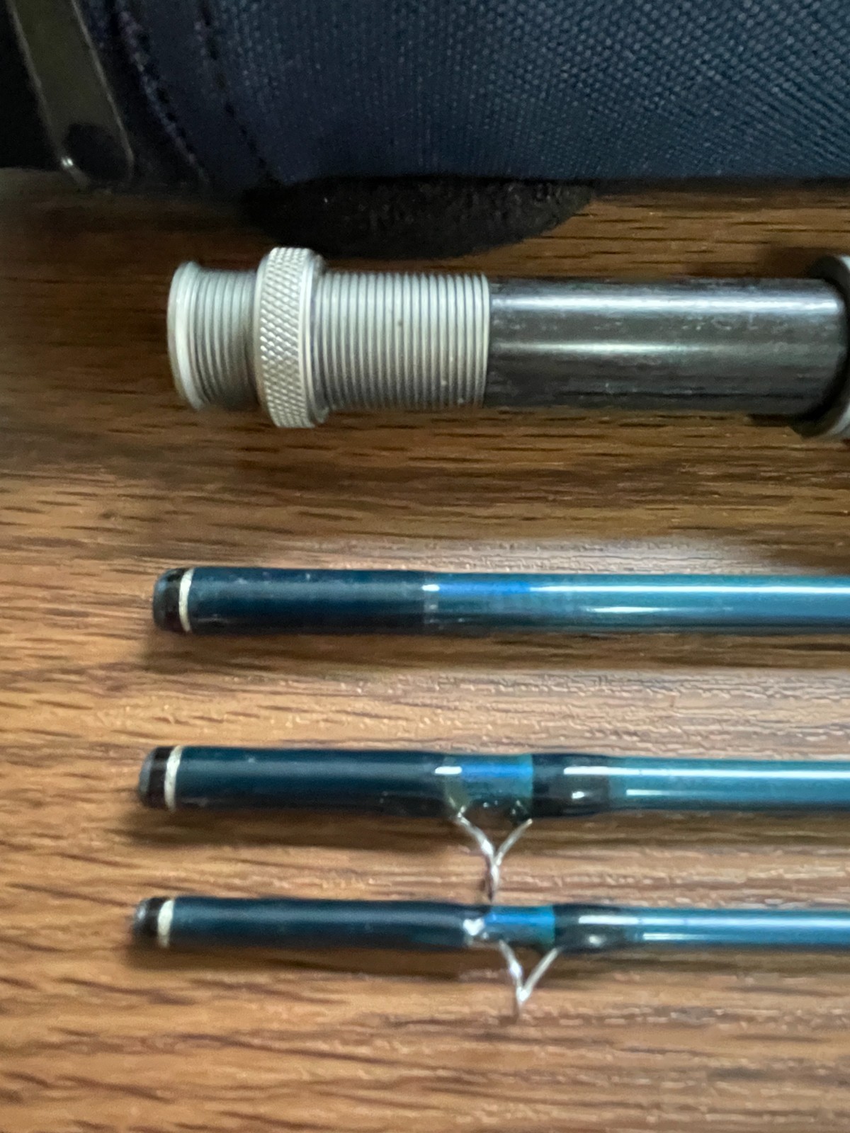 Sage VT2 486-4 #4wt 8’6″ 3-1/8oz Bule Tube 4p Used Fly Fishing Rods from Japan