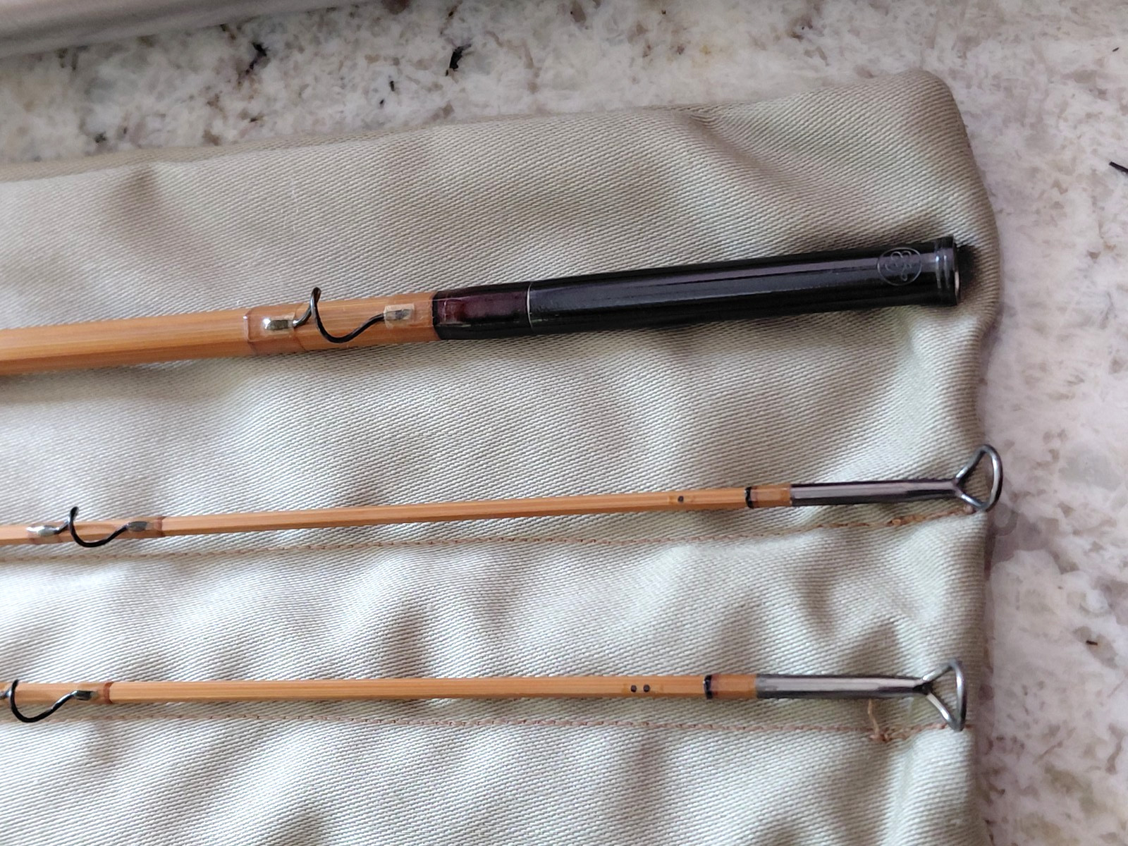 Thomas & Thomas Classic 8″ 6wt 4.8 oz SN# 3707 Bamboo Fly Rod Excellent 97 %