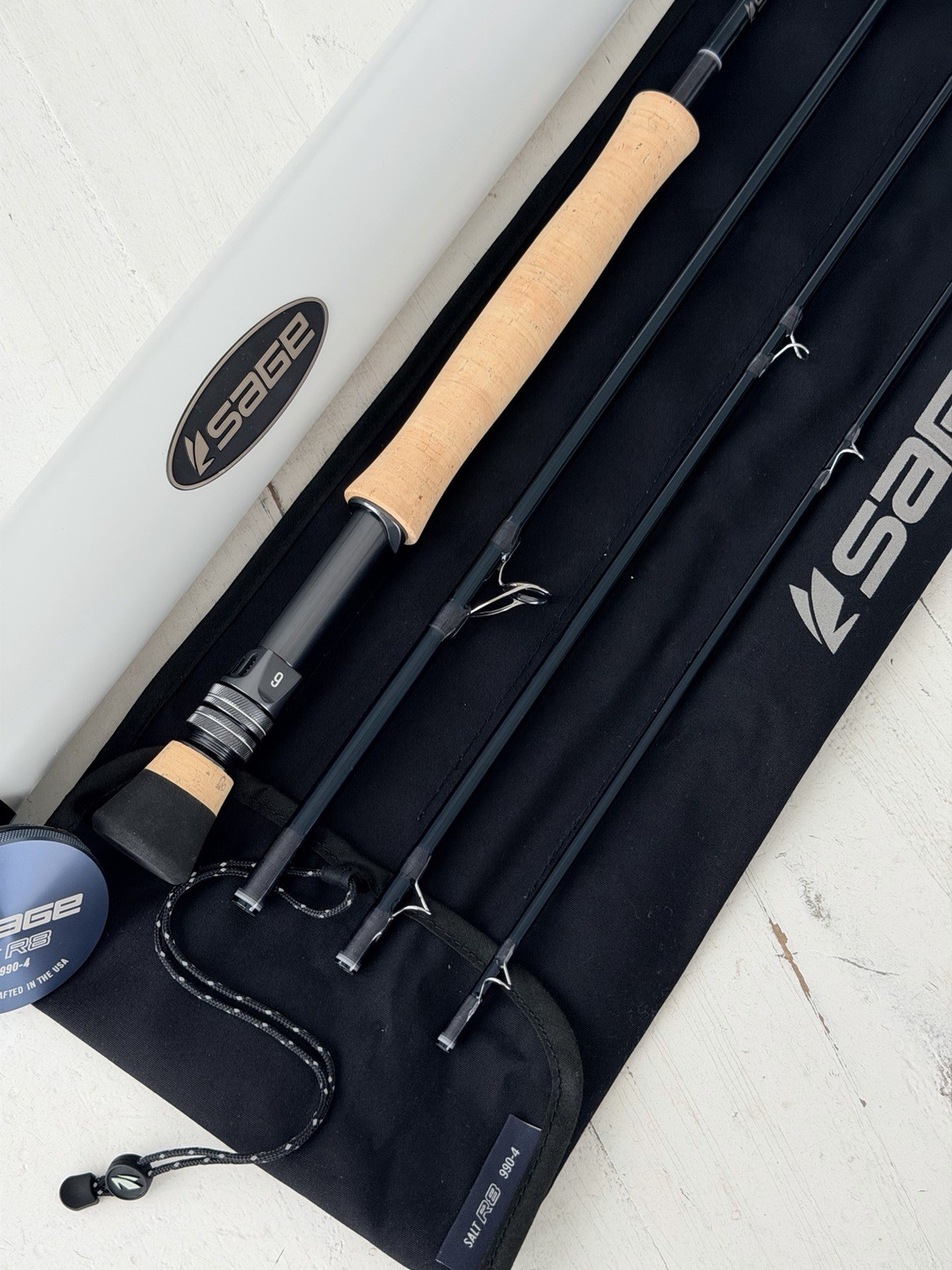 **BEAUTIFUL** 🔥 SAGE R8 SALT 9wt. 9’ft~4Pc FlyRod!! 🔥~LEGENDARY~🔥