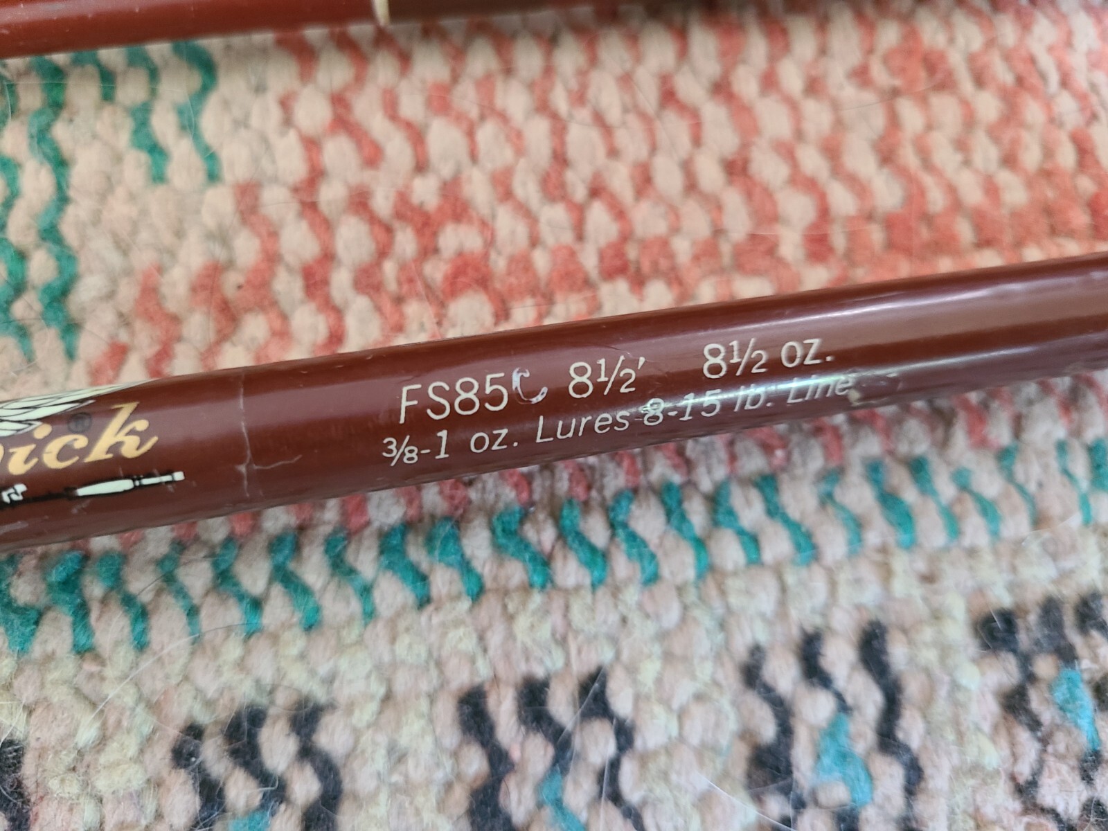 Vintage Fenwick FS85 8’6″ 8-15lb Spinning Rod & Plastic Carrying Case