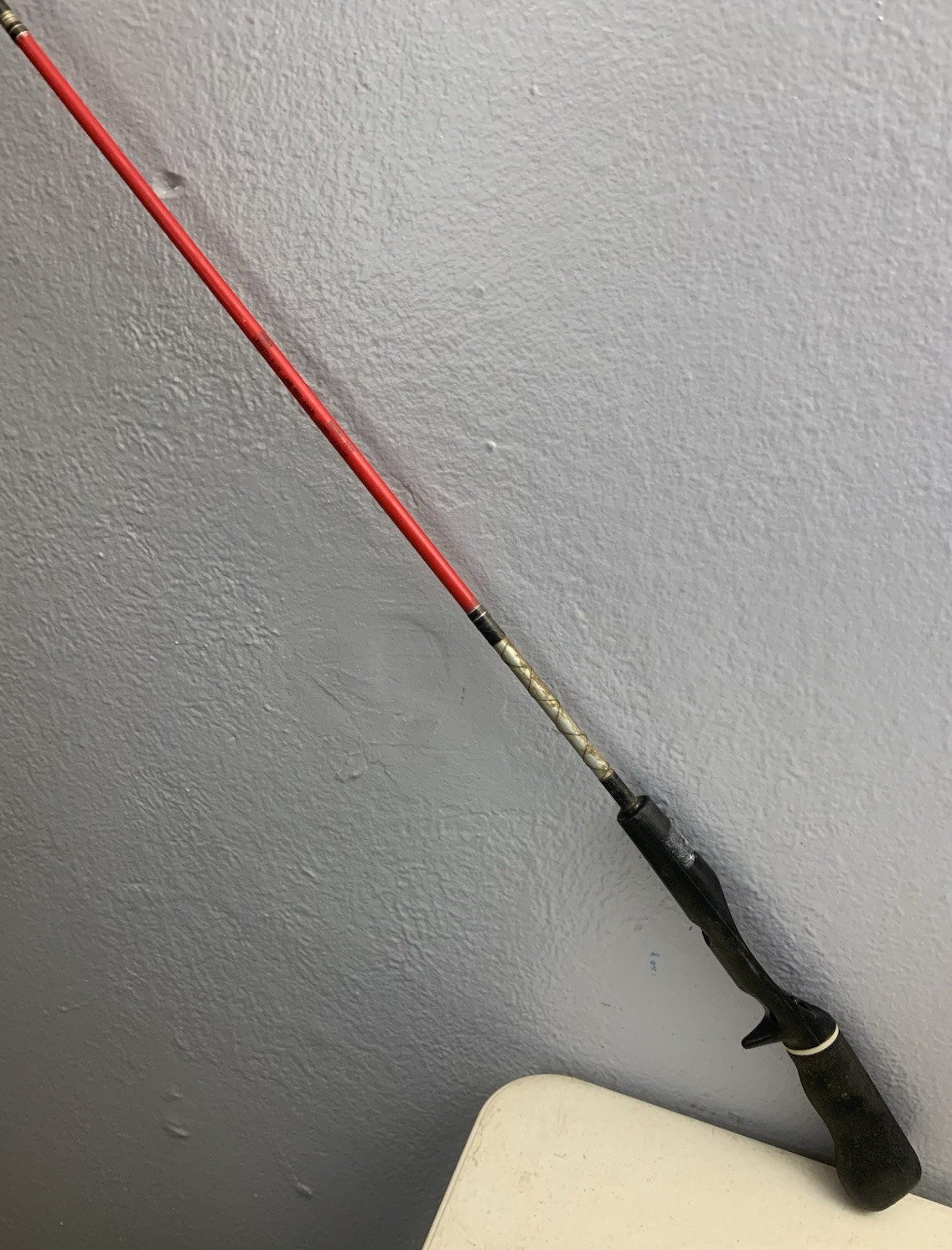 Vintage Master 6ft Fishing Tackle Co Spin Cast Rod Model 2010