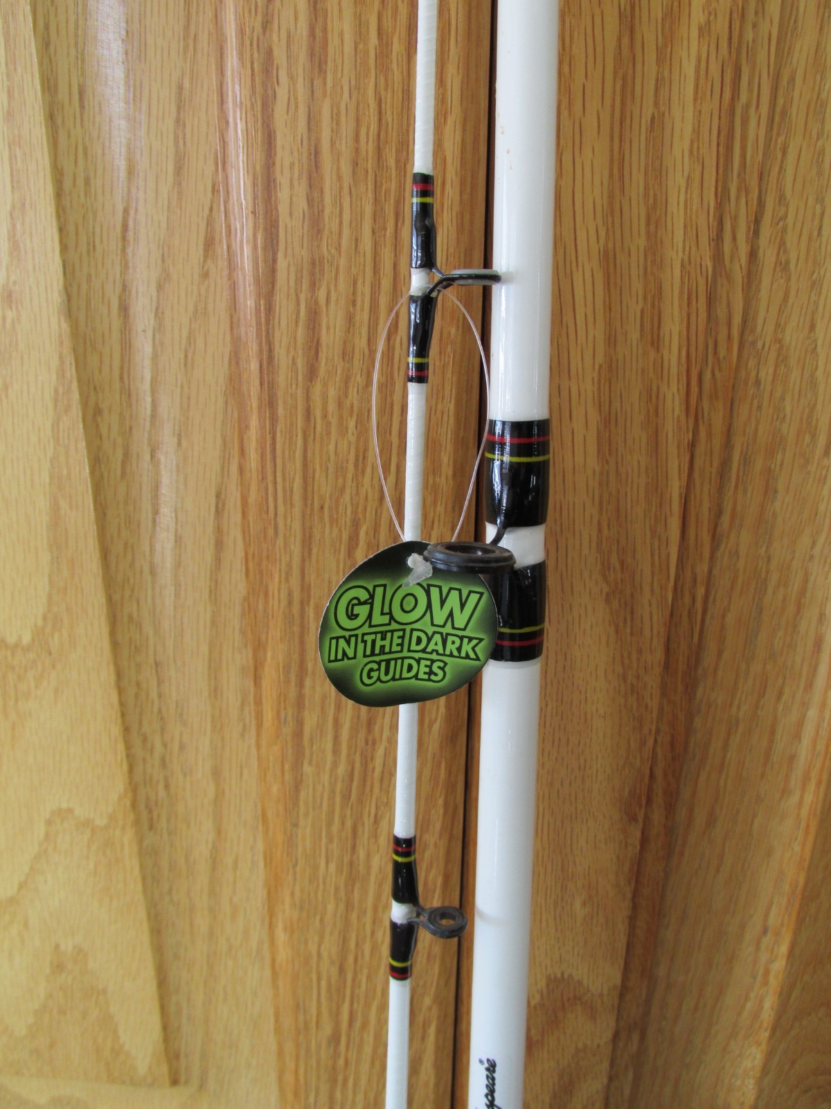 STRAIGHT BUTT! SHAKESPEARE UGLYSTIK CATFISH~8′ 2 pc~Casting Rod~Med Heavy NEW