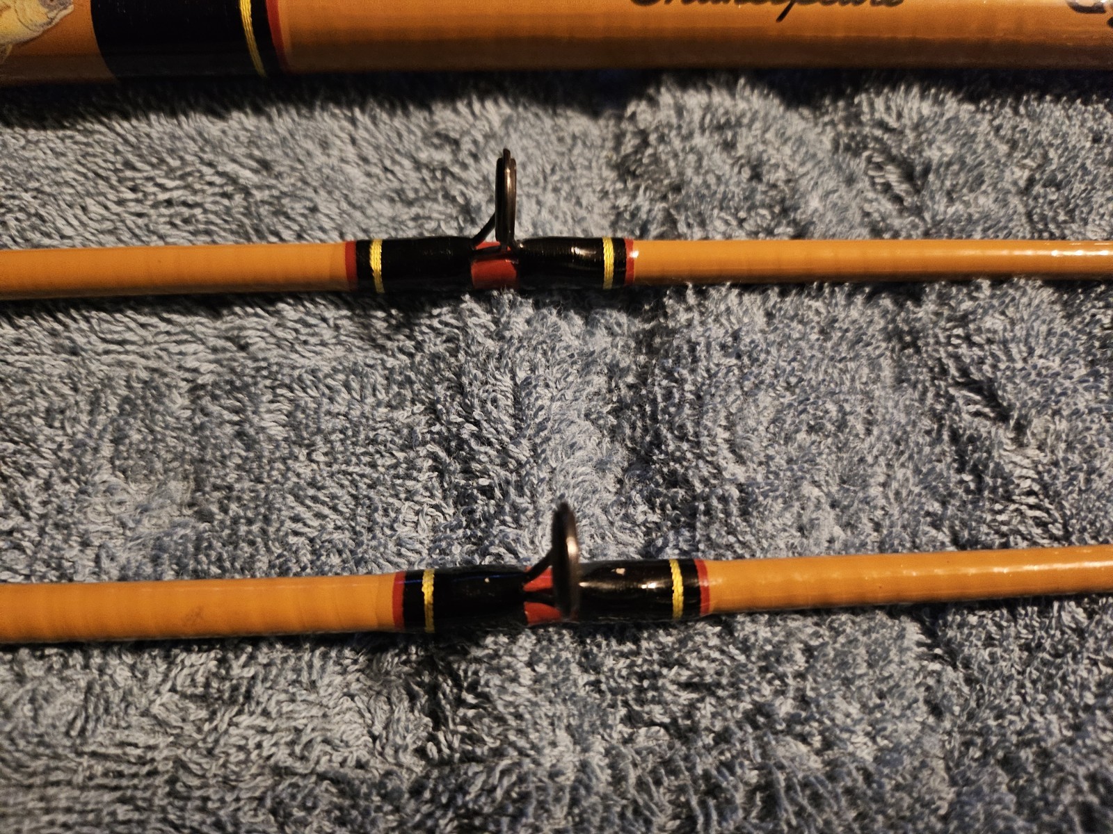 Shakespeare UglyStik Tiger BWD 2200 8′ Med Lite 12-30lb Casting Rods Set of 2