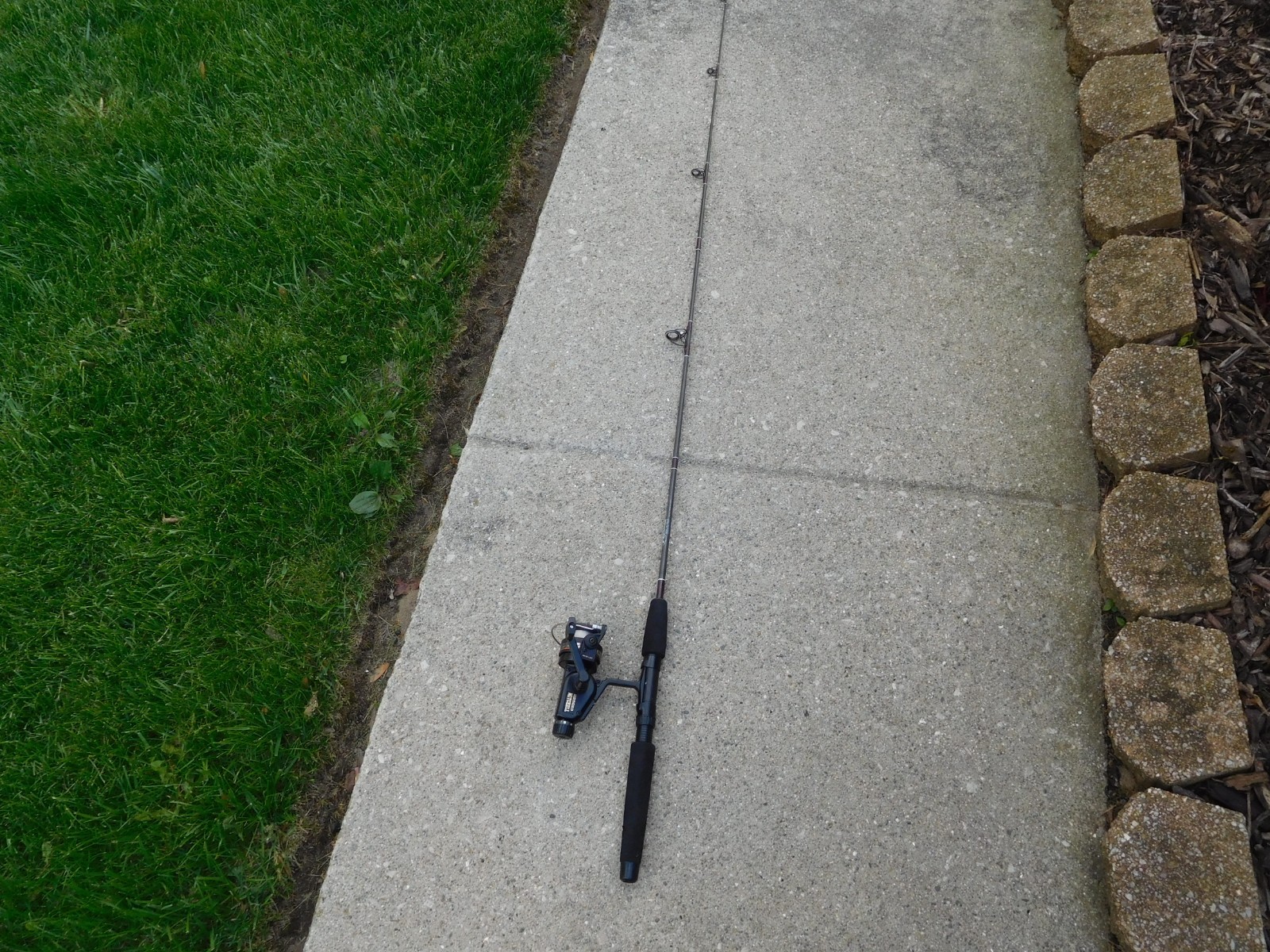Kunnan # C G-8129 Spinning Rod 6 1/2′ 2 PIECE WITH MITCHELL SPINNING REEL #2250