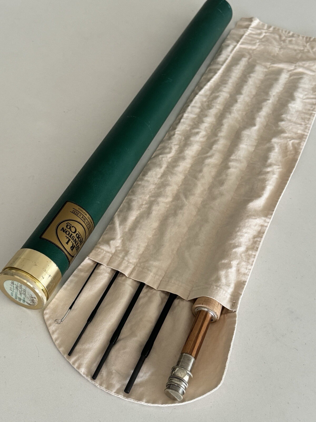 **BEAUTIFUL** 🔥 ~RARE~ RL WINSTON LT 3wt. 8’9”in ~5 Piece~ TRAVEL FlyRod!! 🔥