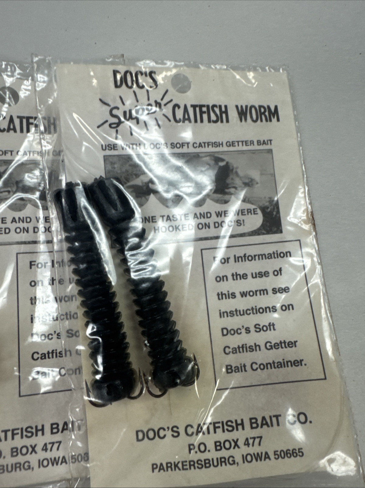 DOC’S SUPER CATFISH WORMS 12 PK DCW-BLACK WORKS w/ DOC’S SONNY’S & JUNNIES