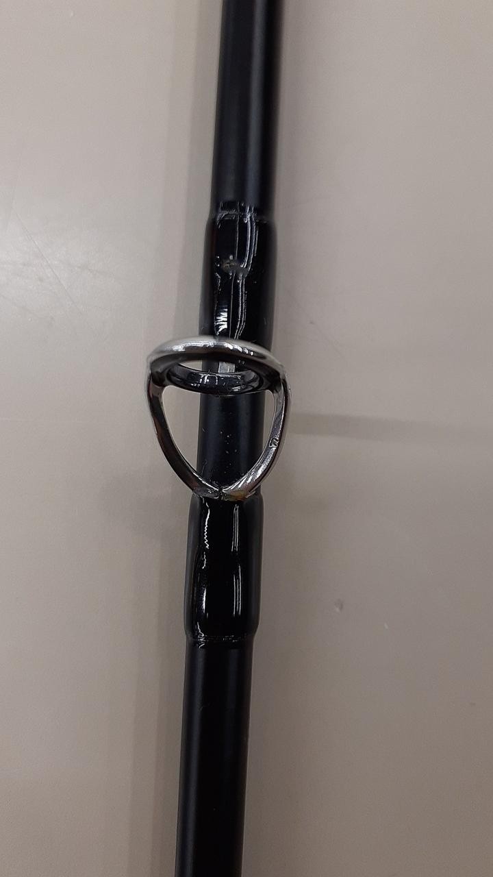 GAMAKATSU Luxxe Coyote S100M Shore Jigging Rod 2pcs 190g Used, Crack, Rust