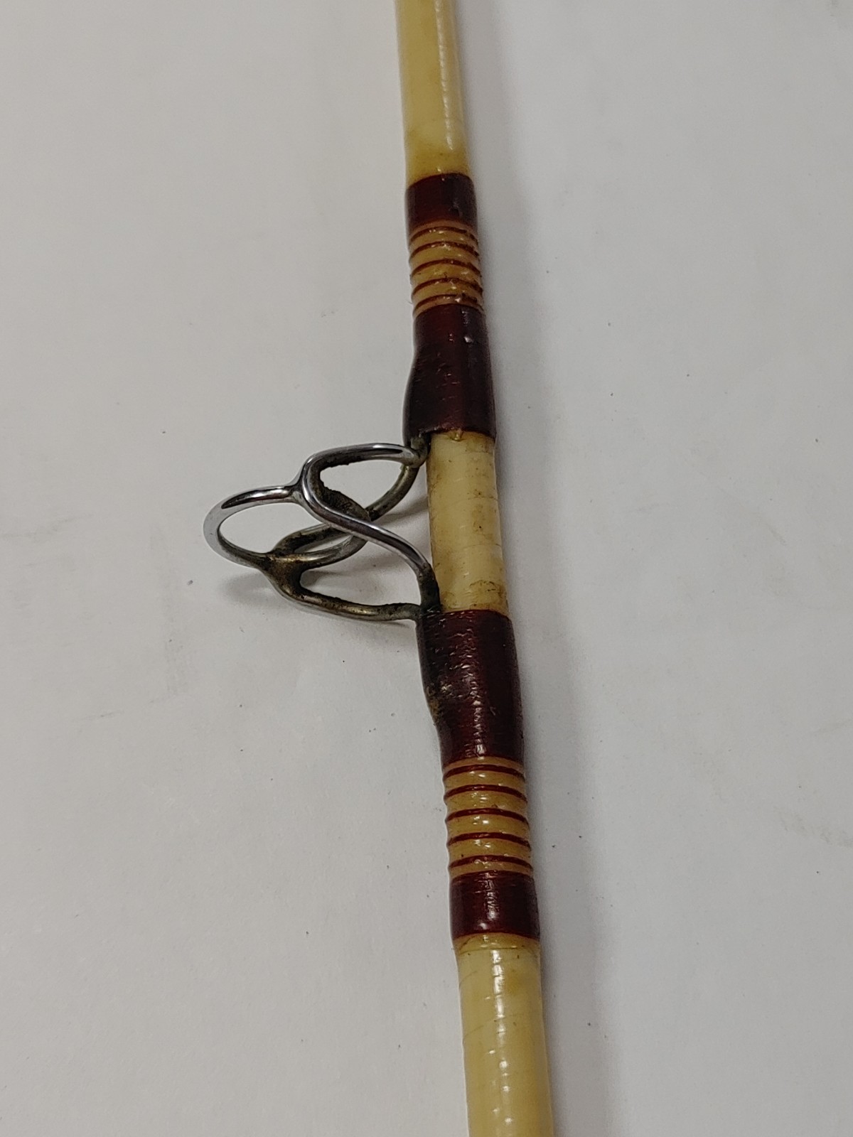 Shakespeare Wonderod SS-550-9′ Surf Fishing Rod 9′ 2 Pc. Vintage CLEAN & READY