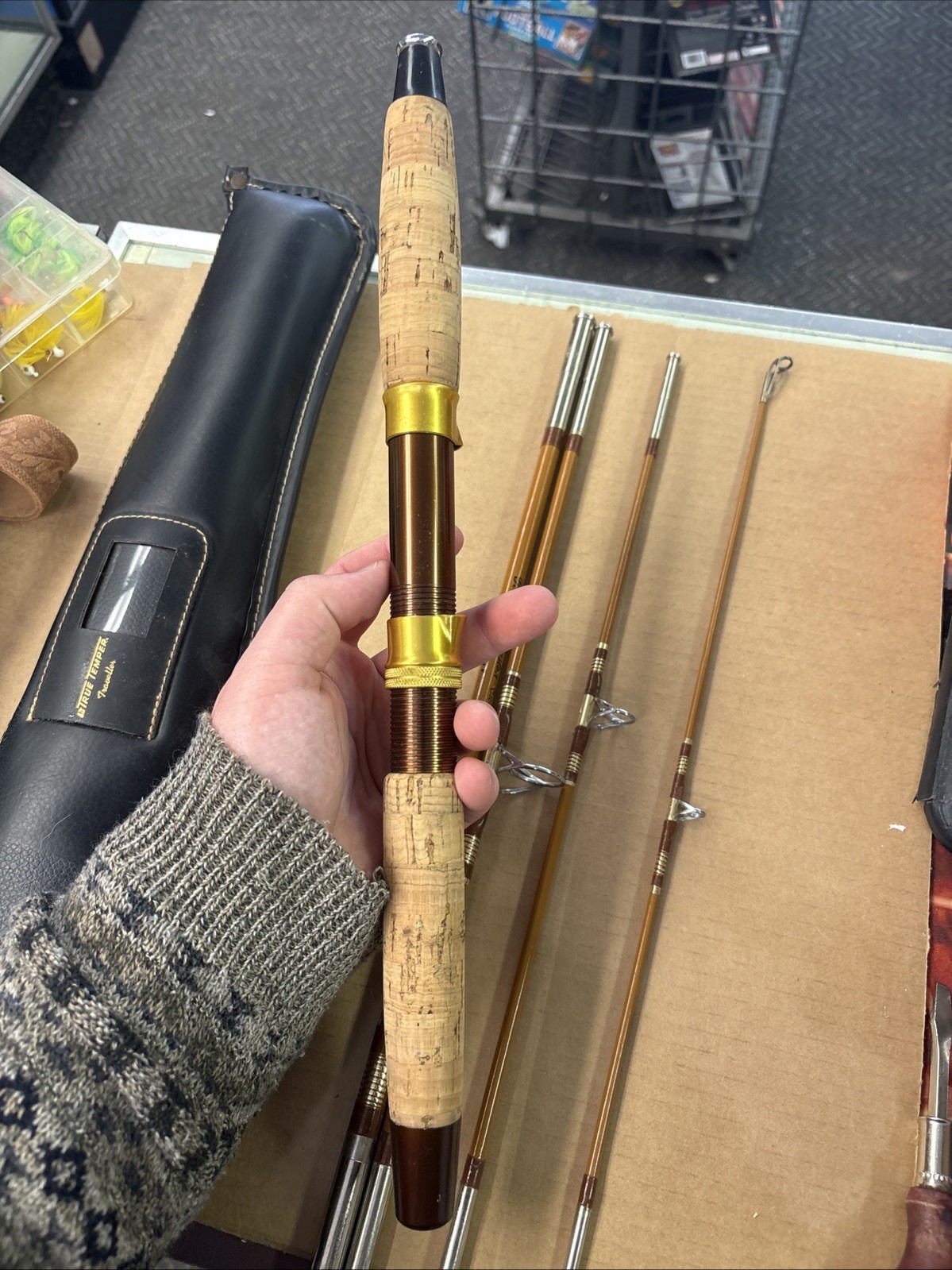 True Temper Rod 225T With Case Hardly Used