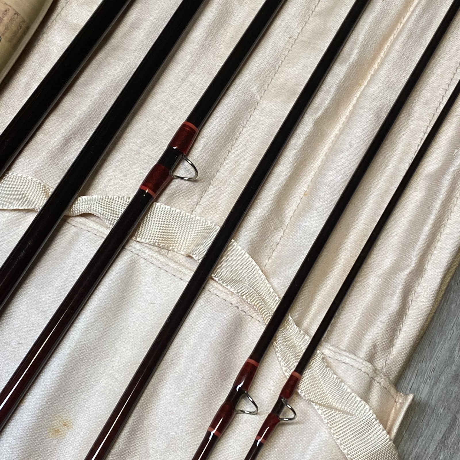 [Near Mint]Hardy Graphite Smuggler Deluxe #6 8’2″ Fly rod w/Sock Tube 7piece