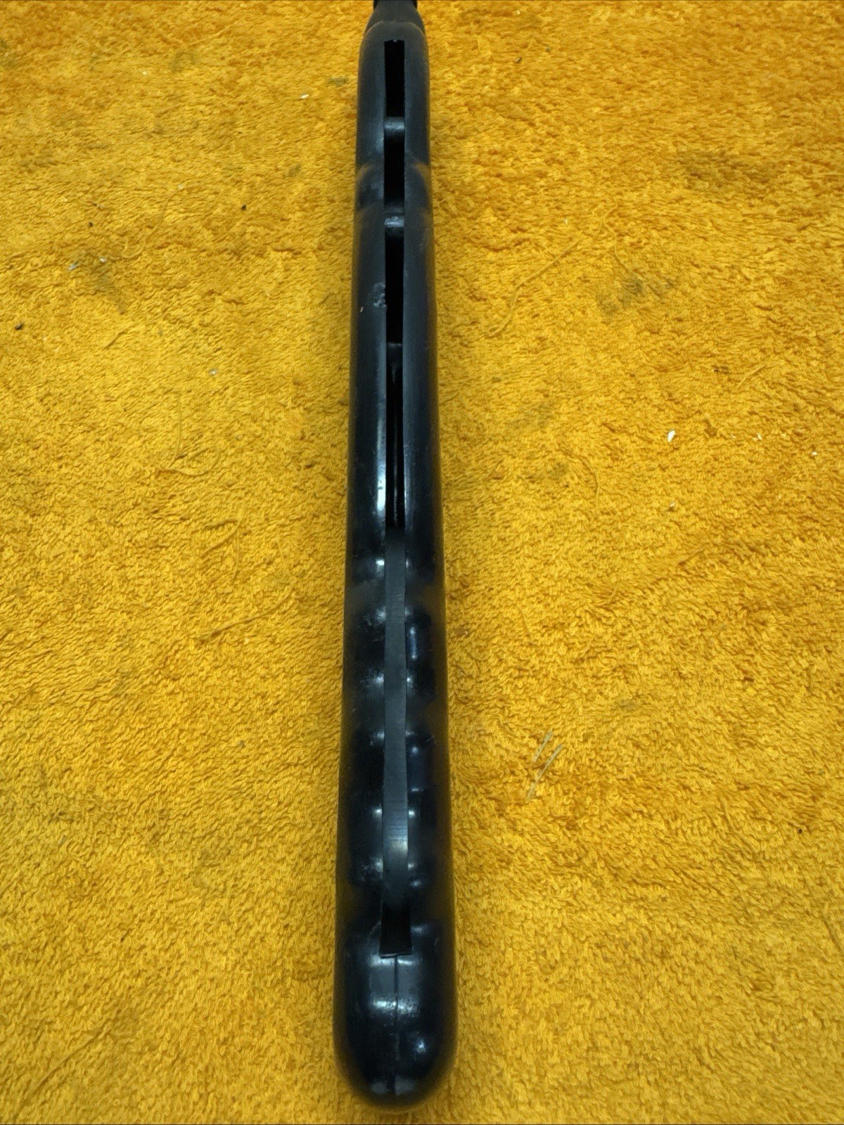 G#5 – Vintage Black Plastic Green Hornet Style Ice Fishing Pole
