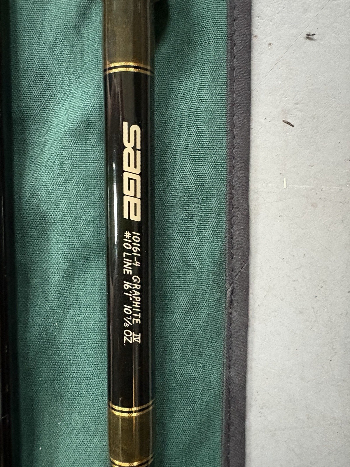SAGE SALMON FLY ROD. MODEL 10161-4. GRAPHITE IV. RATED FOR NUMBER 10 FLY LINE.