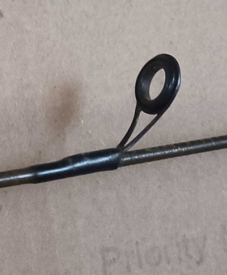Shimano Graphite SF-2602 2-Piece 6′ Spinning Fightin Rod Med. Power Nice!!!