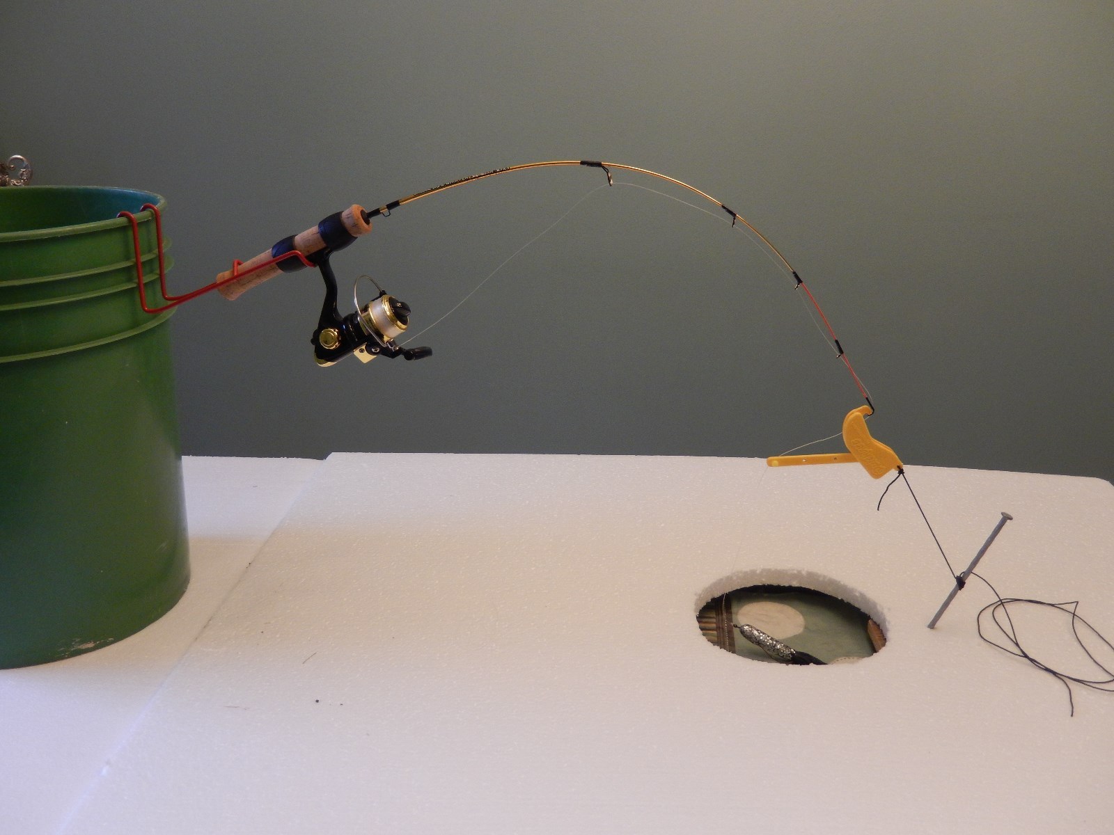 Winter Special-Ice Fishing Rod Tip Ups Quickset Automatic Hook Setter 3 for$9.98