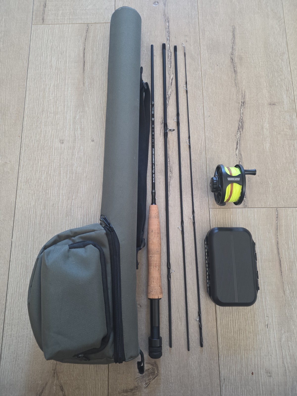 White River Dogwood Canyon 7’6” Fly Rod 3wt 4 PC Fishing Rod W/ Reel And Cases