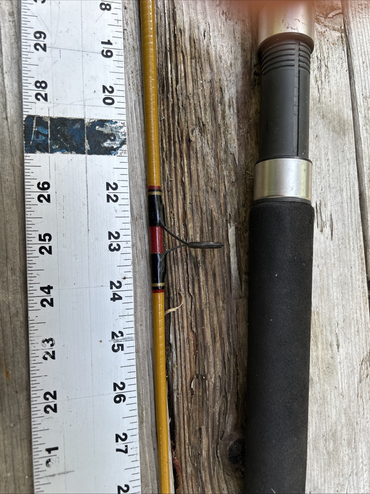 Shakespeare Two Piece Ugly Stick Tiger Bws2201–2 7 Foot Spinning Rod