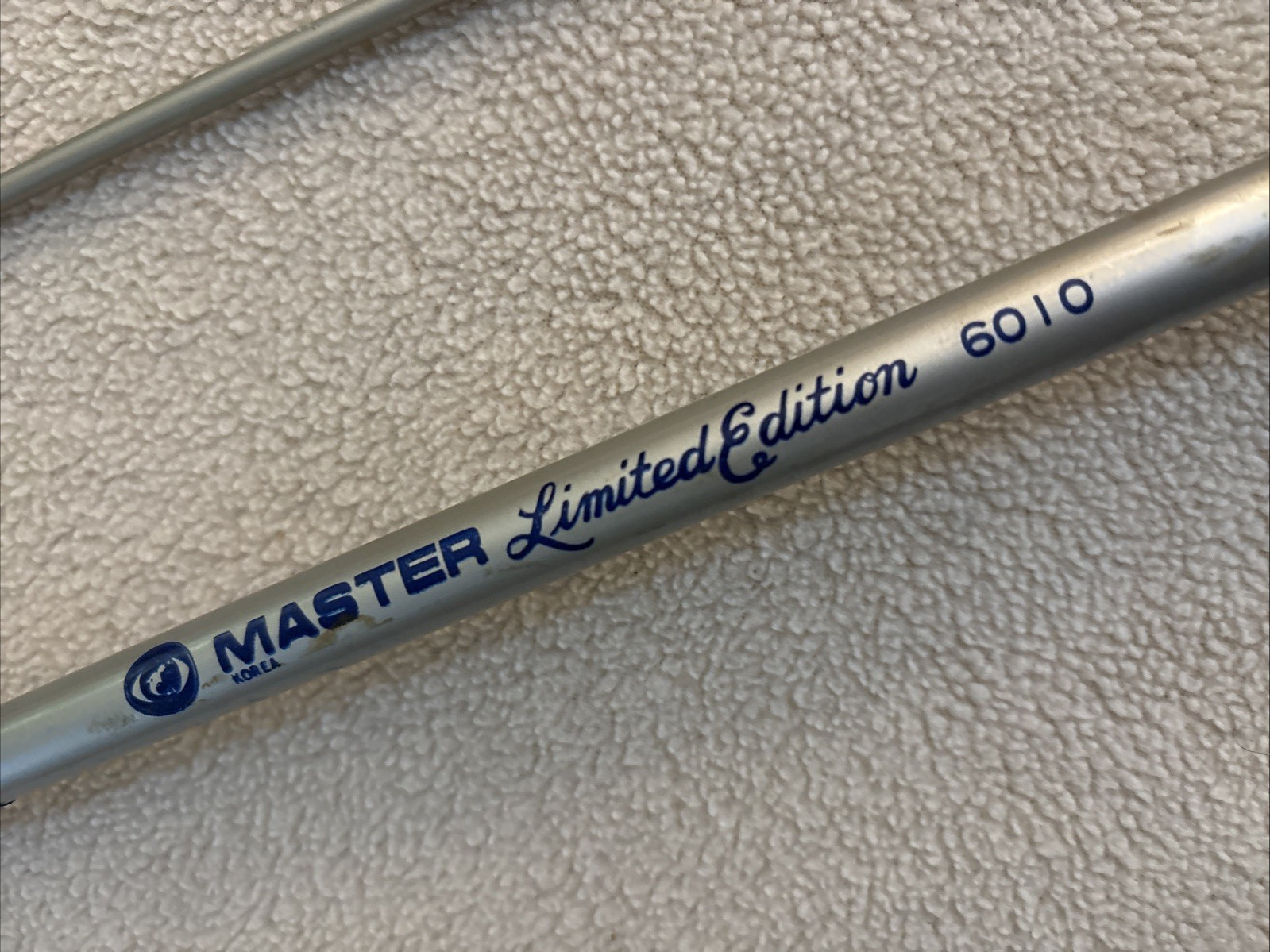 Vintage 6’ Master Fishing Tackle Co Limited Edition Spin Cast Rod 6010 2 Pc.