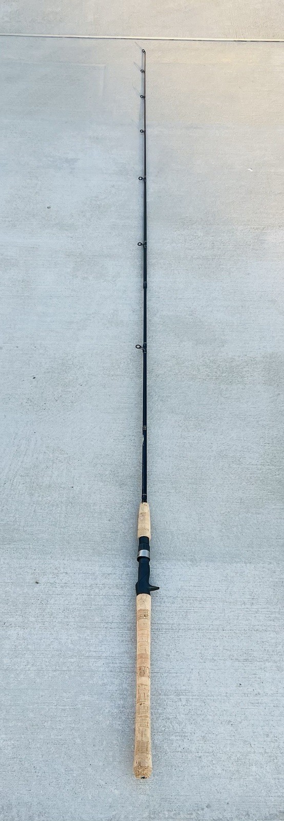 Browning Six Rivers SXR86MT-2 8’6” 2 Piece 8-17 lb Spinning Fishing Rod New