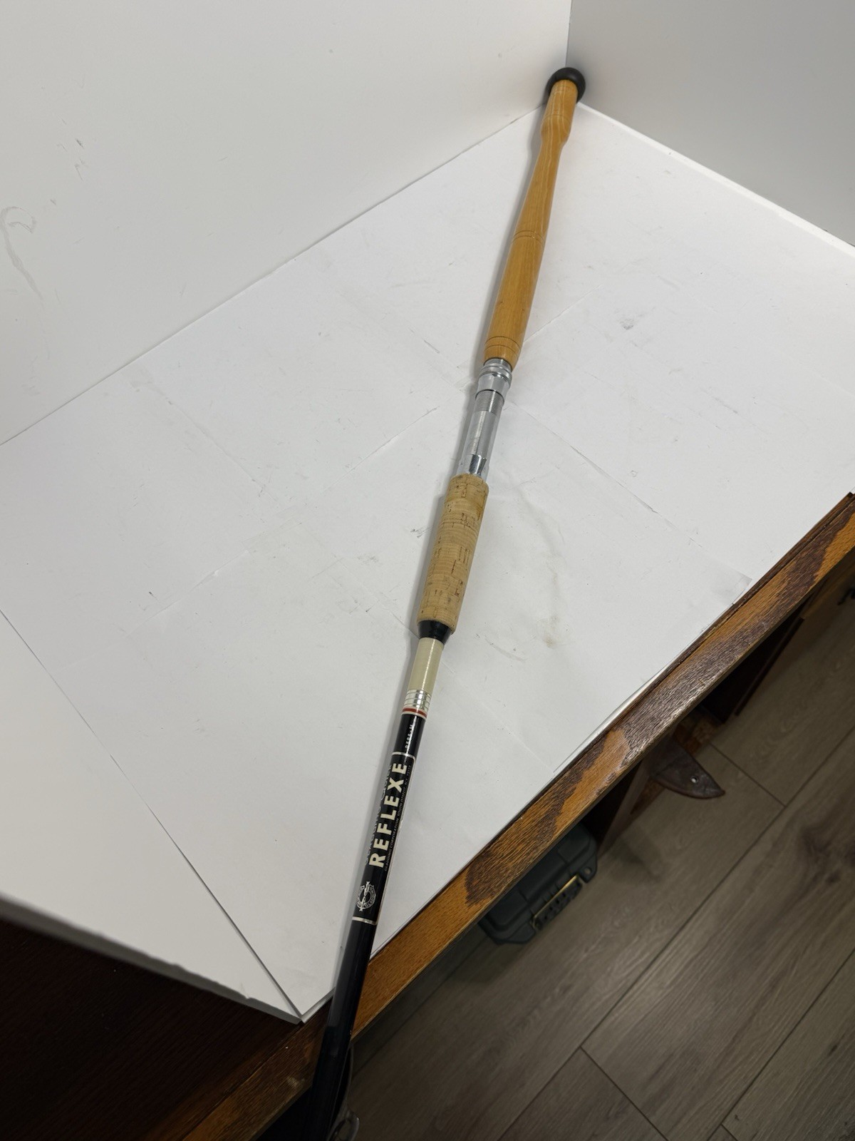 Gladding Quick Reflexe R585-M Nypoxy 8′ 6″ Two 2 Piece Heavy Surf Rod 25 lb.