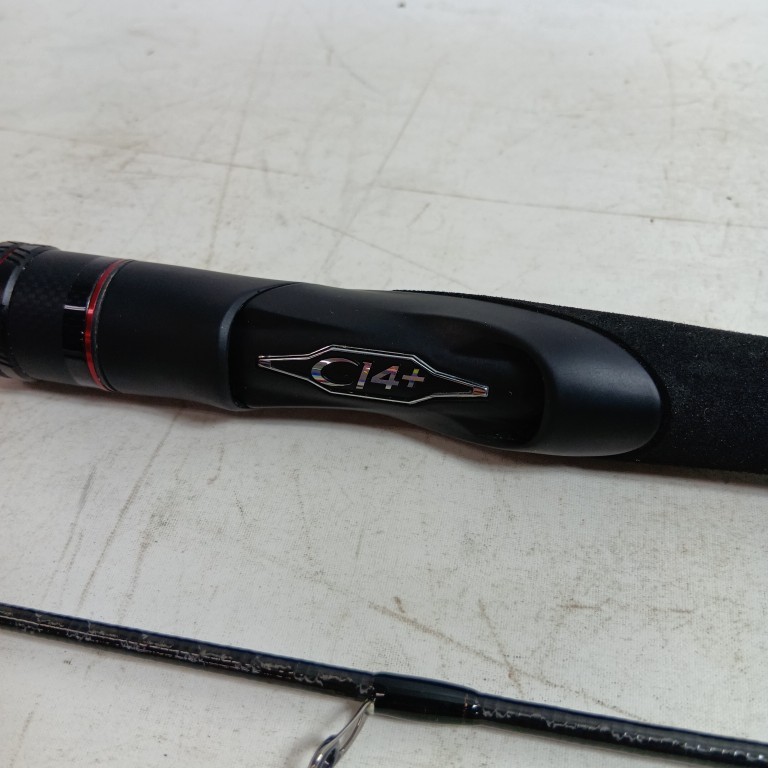 SHIMANO 353450 Fishing equipment, rod, lure rod S68ML-S/F, scratches present…