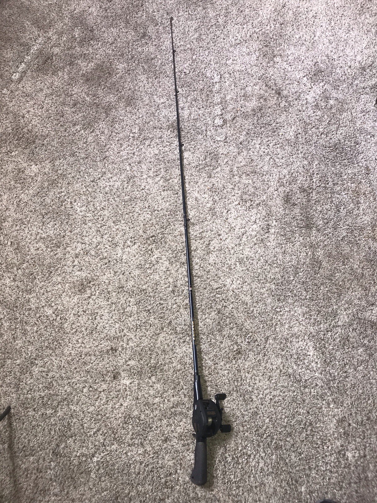 Abu Garcia Bass Combo 2 pc 5 1/2 ft BRONCO Rod Ambassadeur Pro Plus Reel