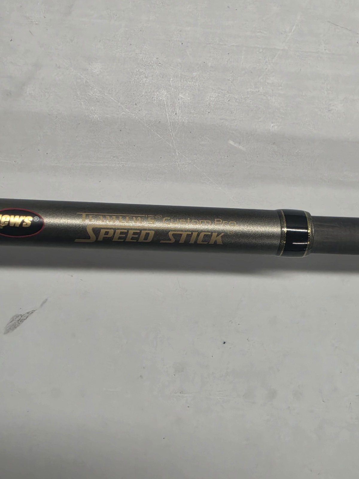 Team Lew’s Fishing Speed Stick The Monster Flipping Rod 9’0″ Heavy Fast
