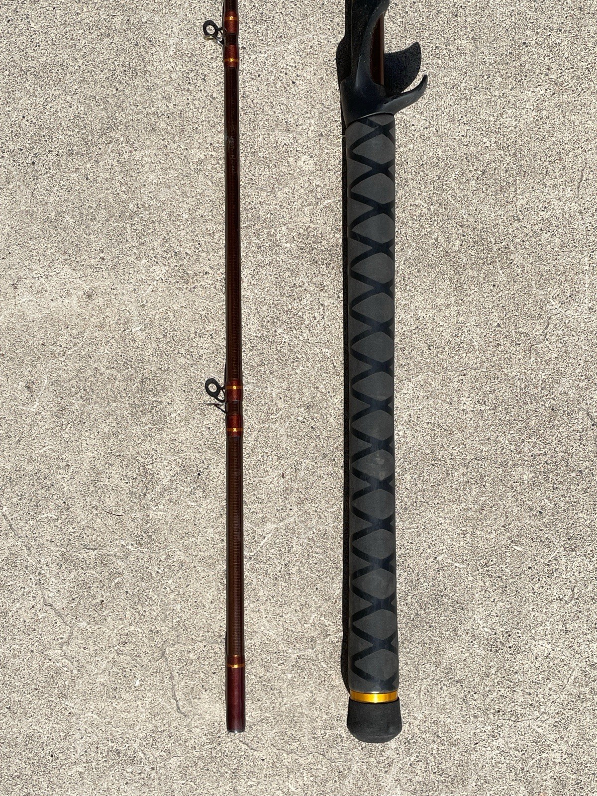 Berkley Buzz Ramsey Air Rod Complex Matrix 10’6” Herring Heavy 2-pc Casting Rod