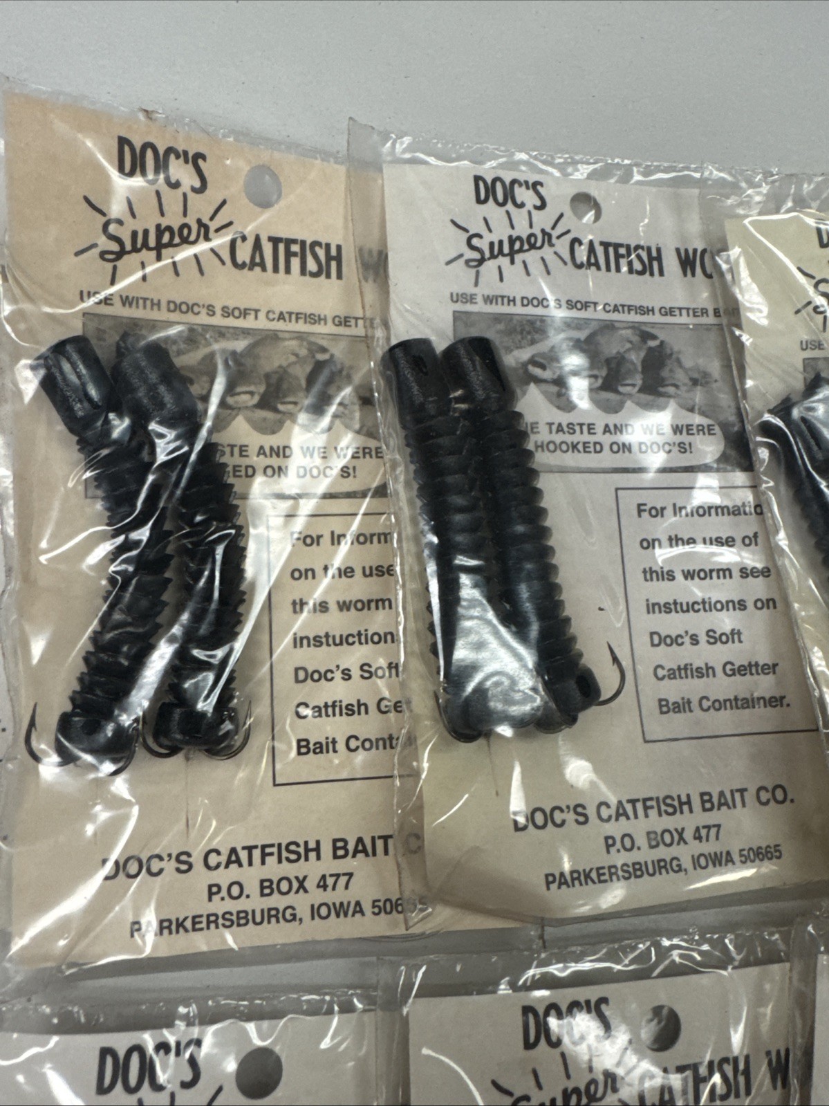 DOC’S SUPER CATFISH WORMS 12 PK DCW-BLACK WORKS w/ DOC’S SONNY’S & JUNNIES
