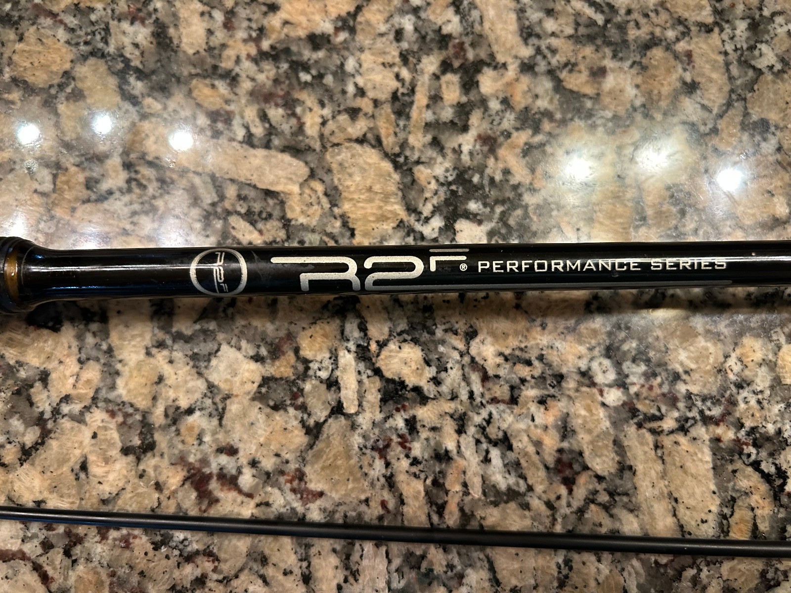 South Bend R2F AL-562/MLS 5’6″ 2 PC Med-Light Spinning Rod, 6-10lb, 1/8-5/16oz