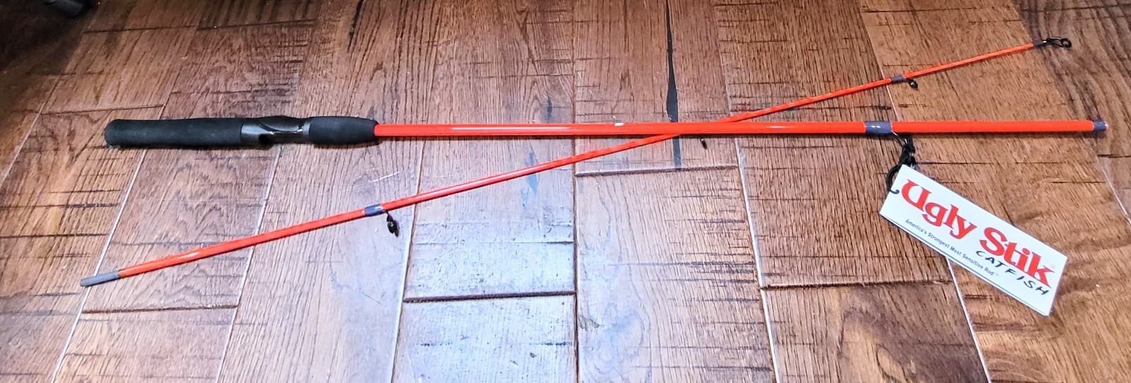 Shakespeare Catfish Durango Red DSP-60-2M Medium Action 6′ Spinning Fishing Rod