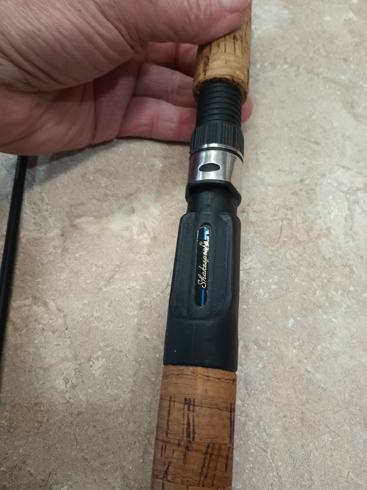 Shakespeare Intrepid Titanium IM7 Graphite CA 3086 2M 8’ 6” Medium 2-pc Spin Rod