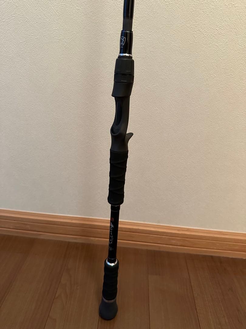 TULALA Monstro G 75HC Bass Rod with Dedicated Case