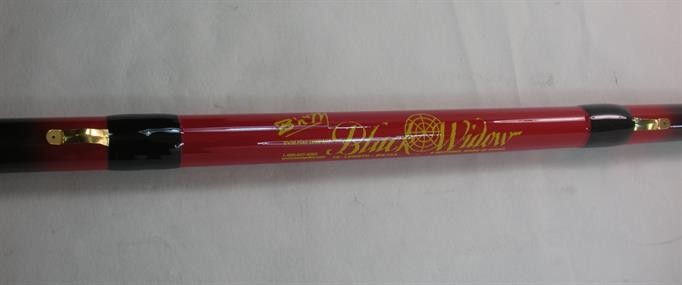 B n M BW144 Black Widow Telescopic Pole 14 ft Fiber Glass Metal Eye 4 Section