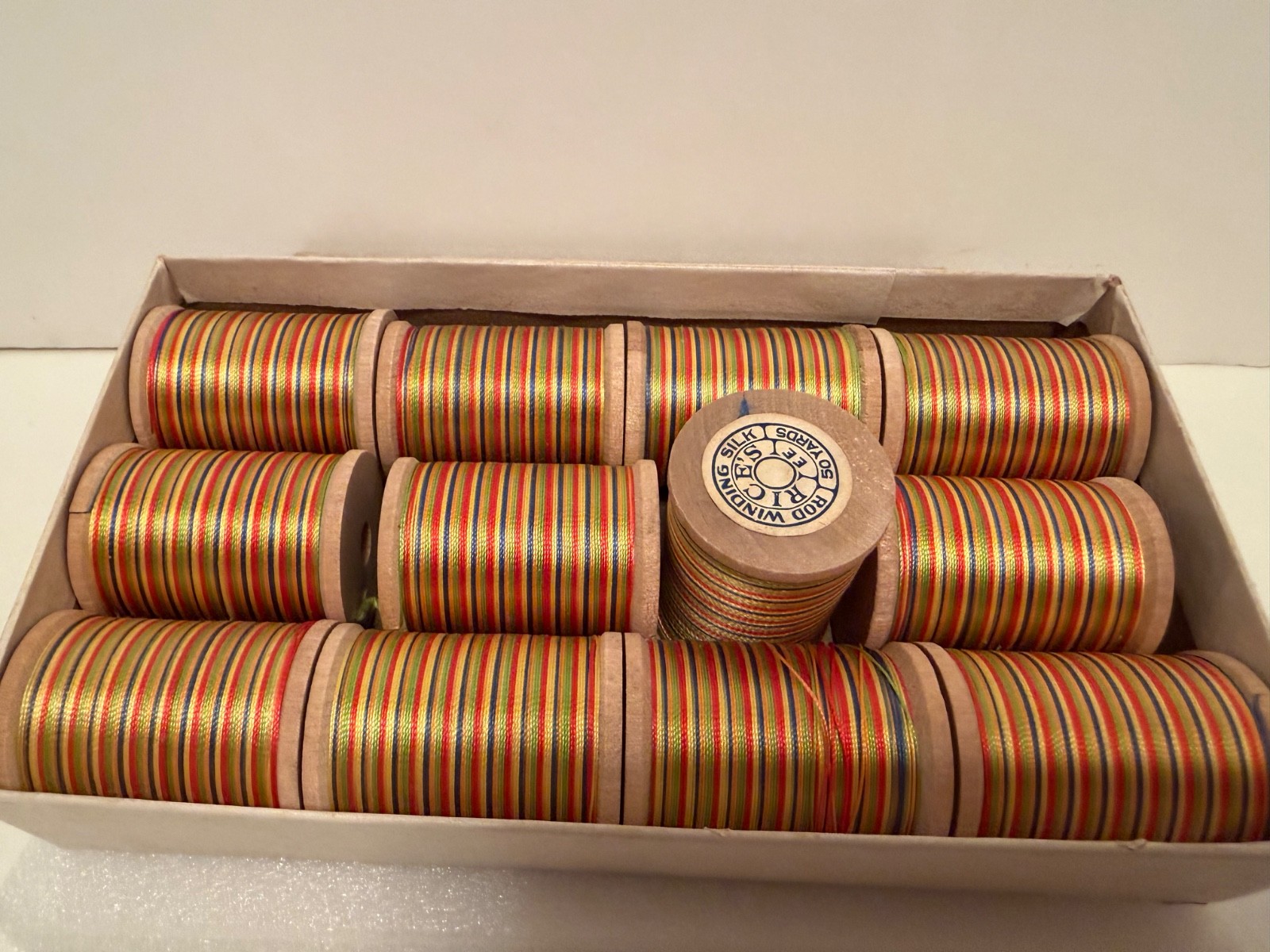 Rices Silk Rod winding EE thread multicolor 50 yds