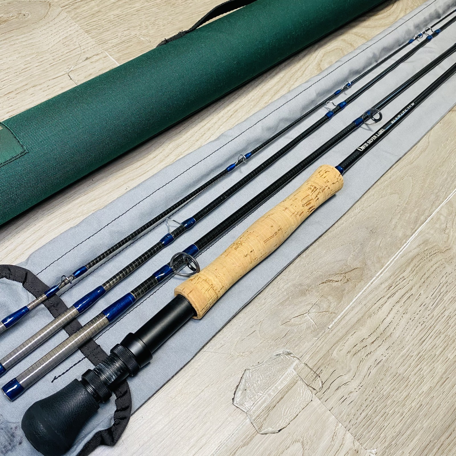 [As is]Orvis HLS Silver Label 9’0” 8wt Fly rod w/Tube Case Sock