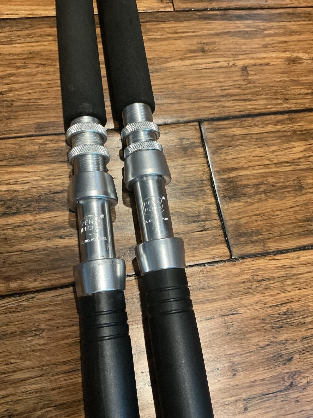 PENN SENATOR 4/0 6’6″30-50LB PENN SENATOR 3/0 6’6″20-40LB TROLLING RODS SET OF 2