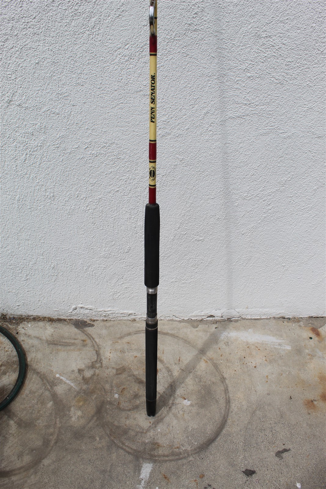 PENN SENATOR ROD 4/0 S-3240 RF LINE RANGE RF 30 – 50 LB USED 6′ 6″ INV R3
