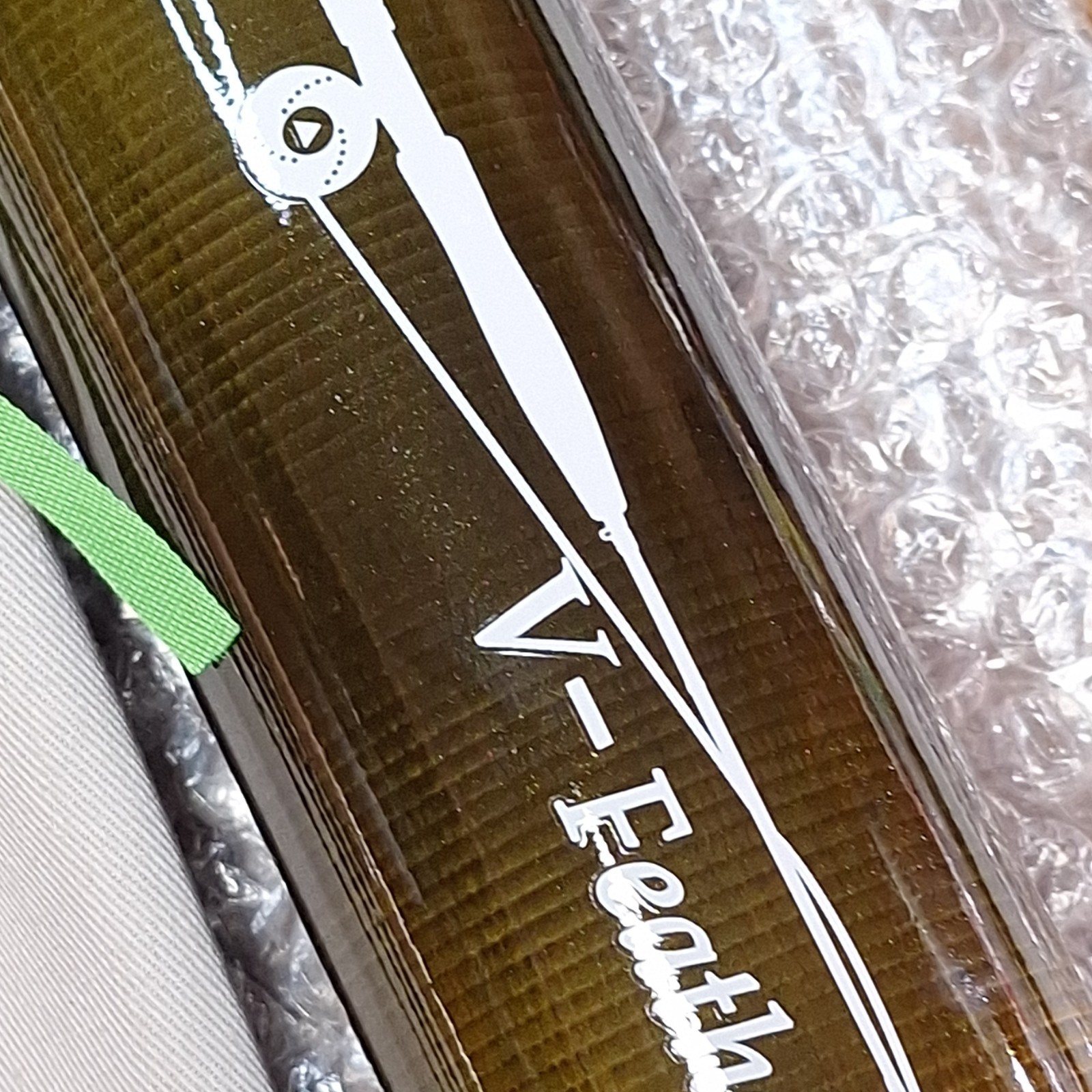 V-Feather Premium 7 ft 6 in 3 wt 4 Piece Fly Rod Full Cork Portable Tube Sock
