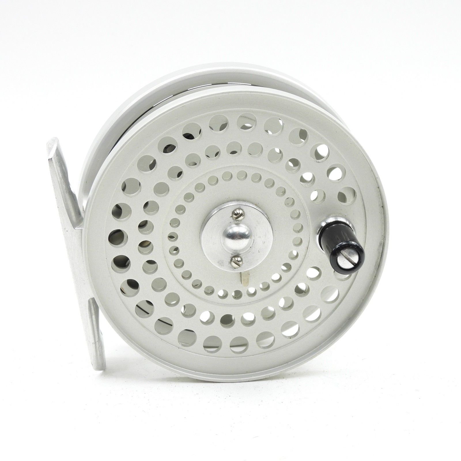 Orvis “Classic” Limited-Edition Bamboo Fly Rod & CFO Reel. #26/200. 8’. 6wt.
