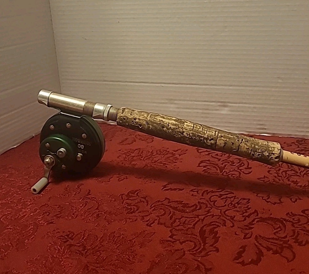 Vintage Heddon Vicount Custom Rod 2 Pcs #8007-8 1/2 Feet w JOHNSON #80 Reel
