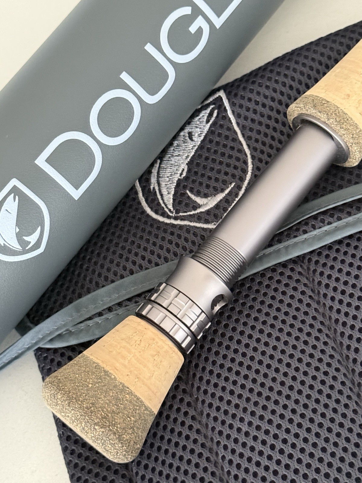**BEAUTIFUL** 🔥DOUGLAS SKY G 11wt. 9’ft~4pc Fly Rod!! 🔥~MINT~